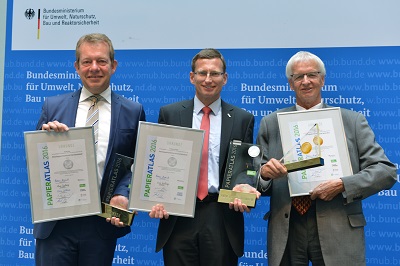 v.l. Steffen Mues (Bürgermeister der Stadt Siegen), Dr. Andreas Rothfuß (Kanzler der Universität Tübingen), Günter Karen-Jungen (Bürgermeister der Stadt Düsseldorf)